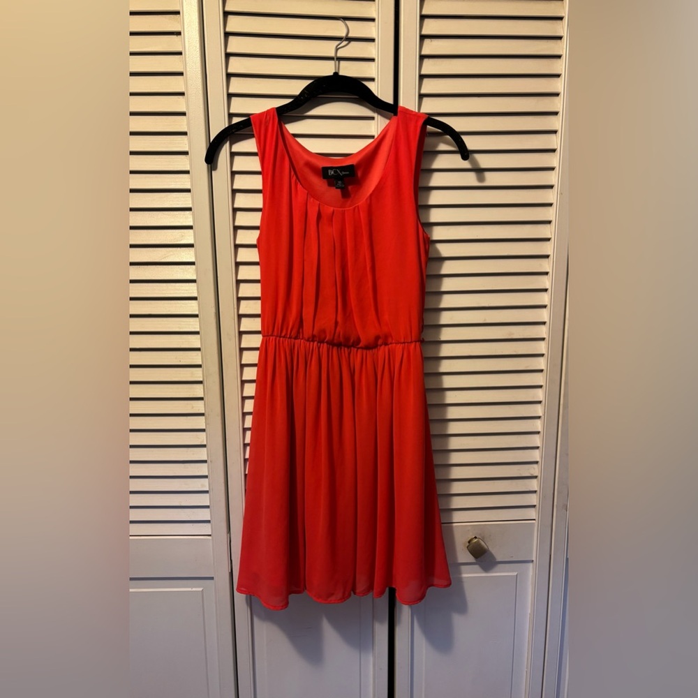 Coral V-Neck Sleeveless Midi Sundress